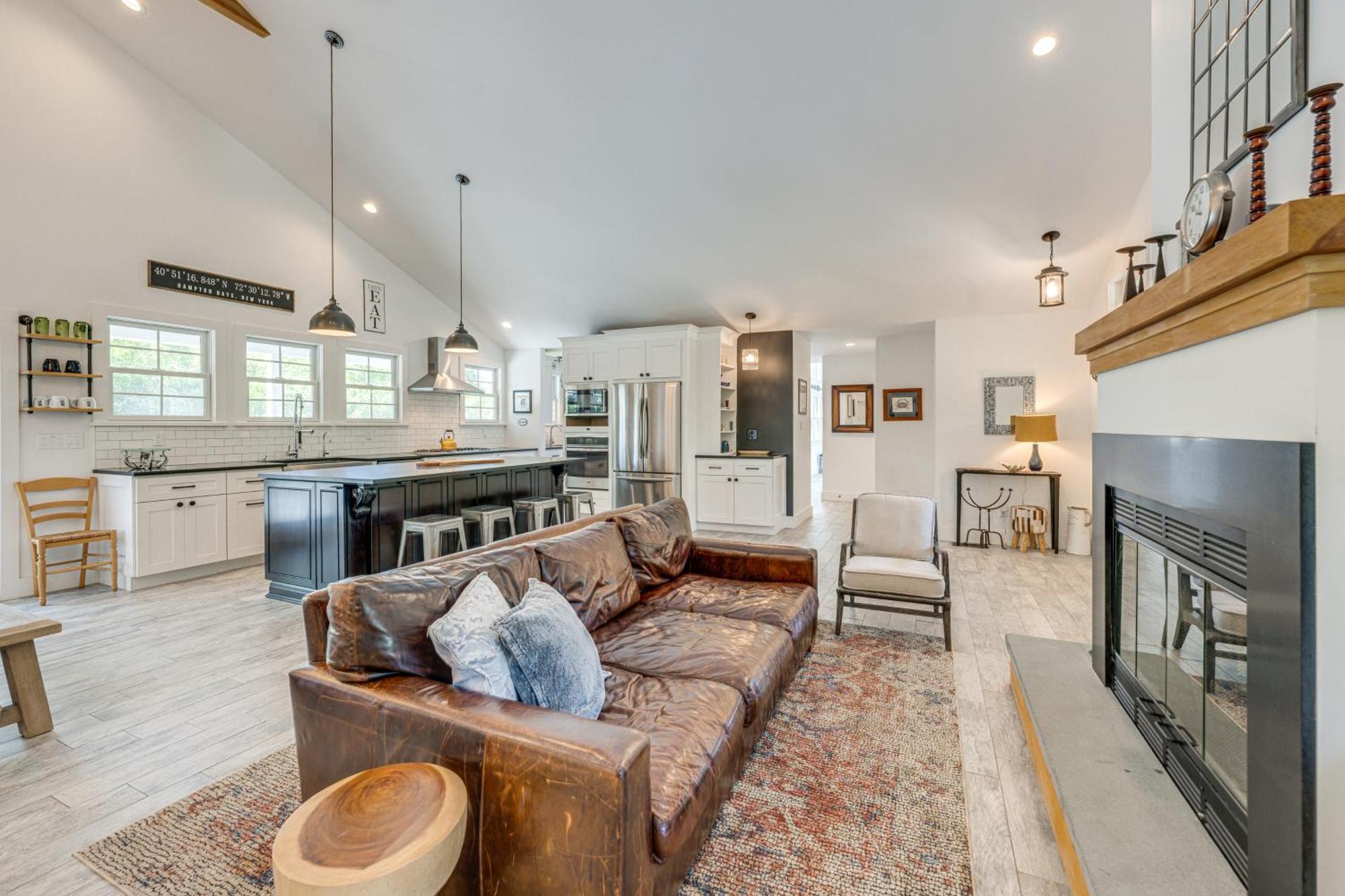Distinctive Hamptons Home With Pool Near Bay, Ocean Hampton Bays Exterior foto