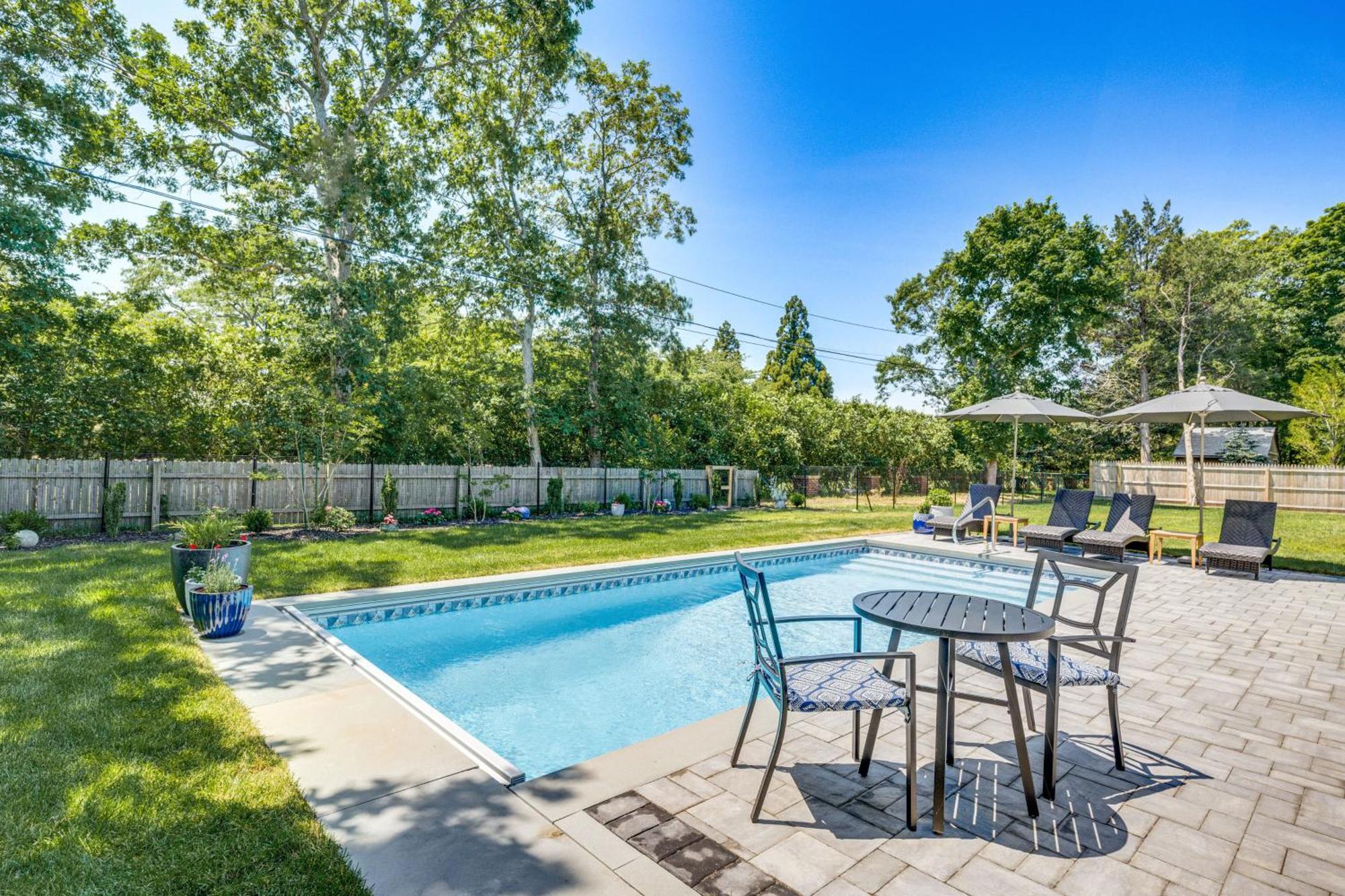 Distinctive Hamptons Home With Pool Near Bay, Ocean Hampton Bays Exterior foto