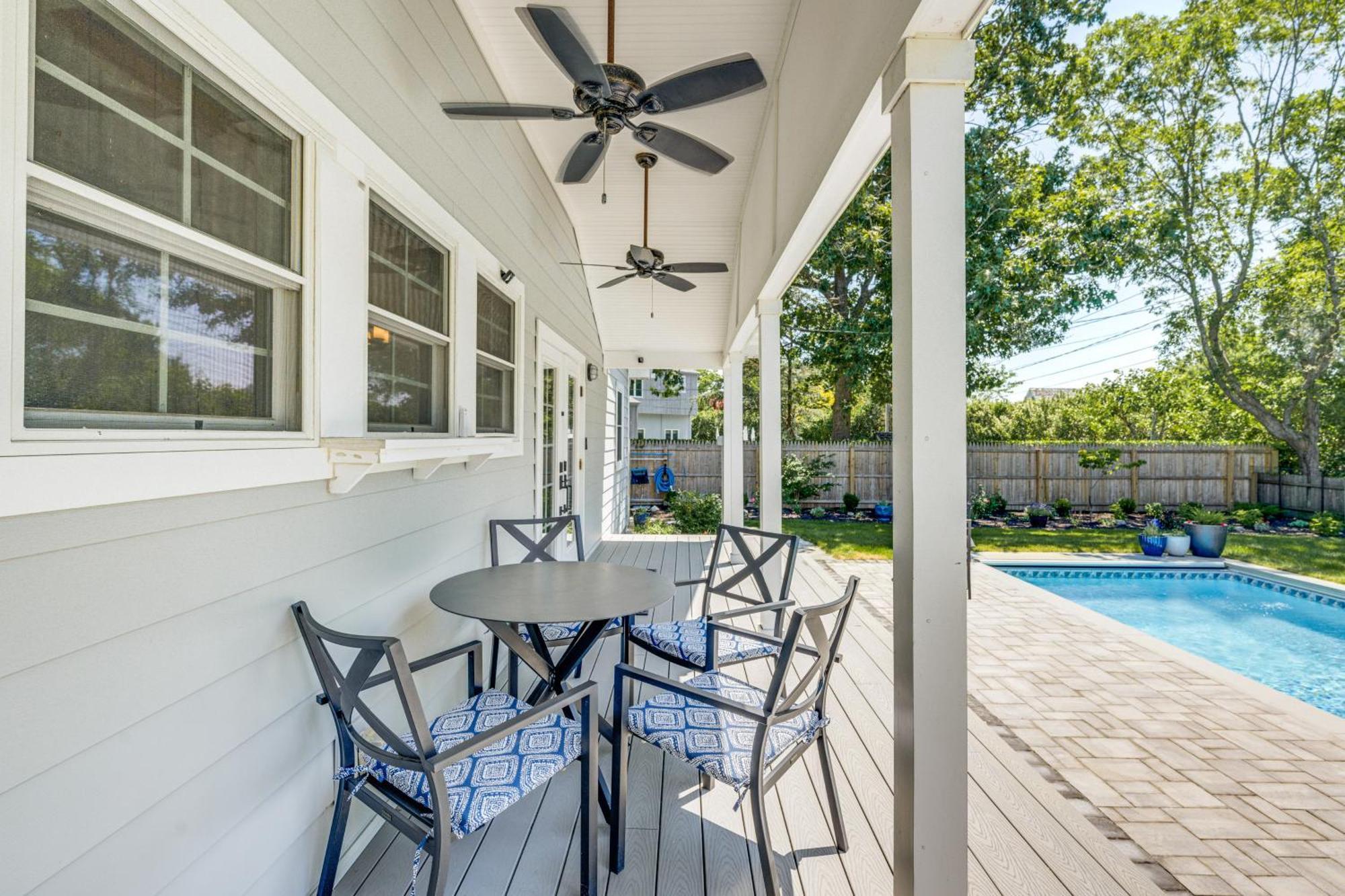 Distinctive Hamptons Home With Pool Near Bay, Ocean Hampton Bays Exterior foto
